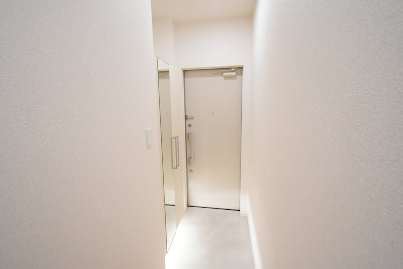 インペリアルライフ 玄関