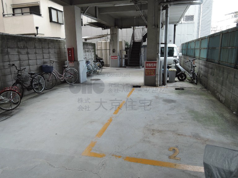 シティ八尾 駐車場