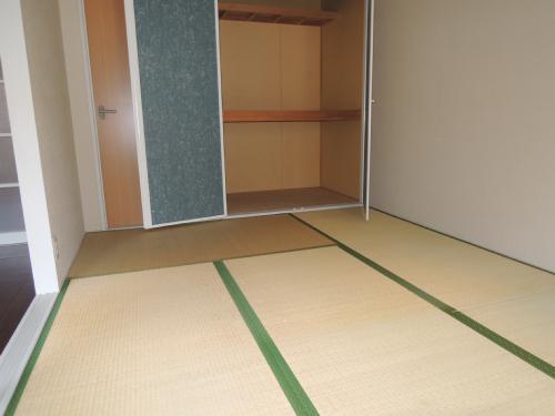 フレグランス 収納