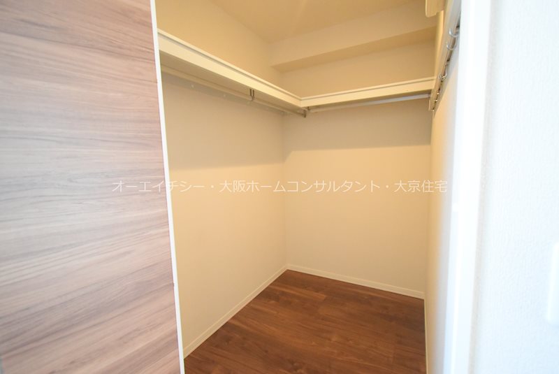 アムール　ジュネス 収納