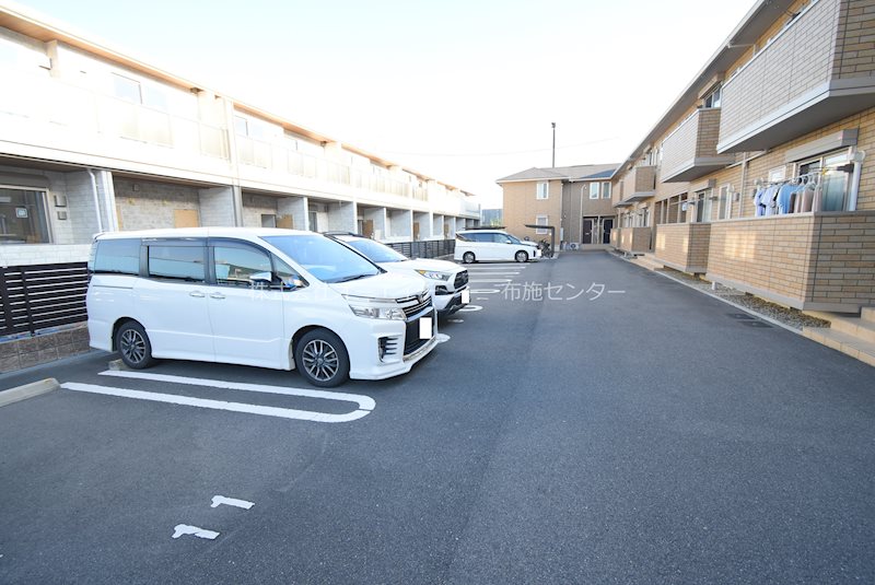 メゾンド・和 駐車場