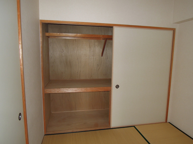 エクセレンス青山 収納