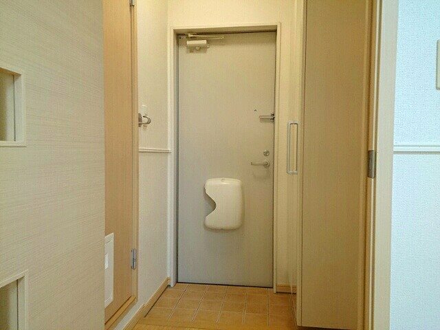 エム・ソーレ 玄関