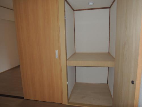 柴本マンション 収納