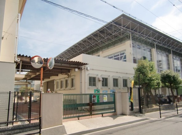 久宝寺コーポラス 小学校