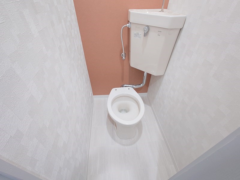 高美町4丁目戸建て トイレ