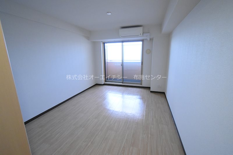 Ｍプラザ布施弐番館 リビング