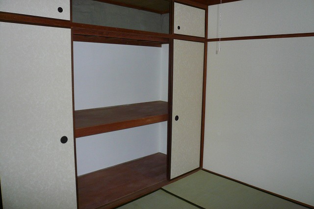 堤コーポ 収納