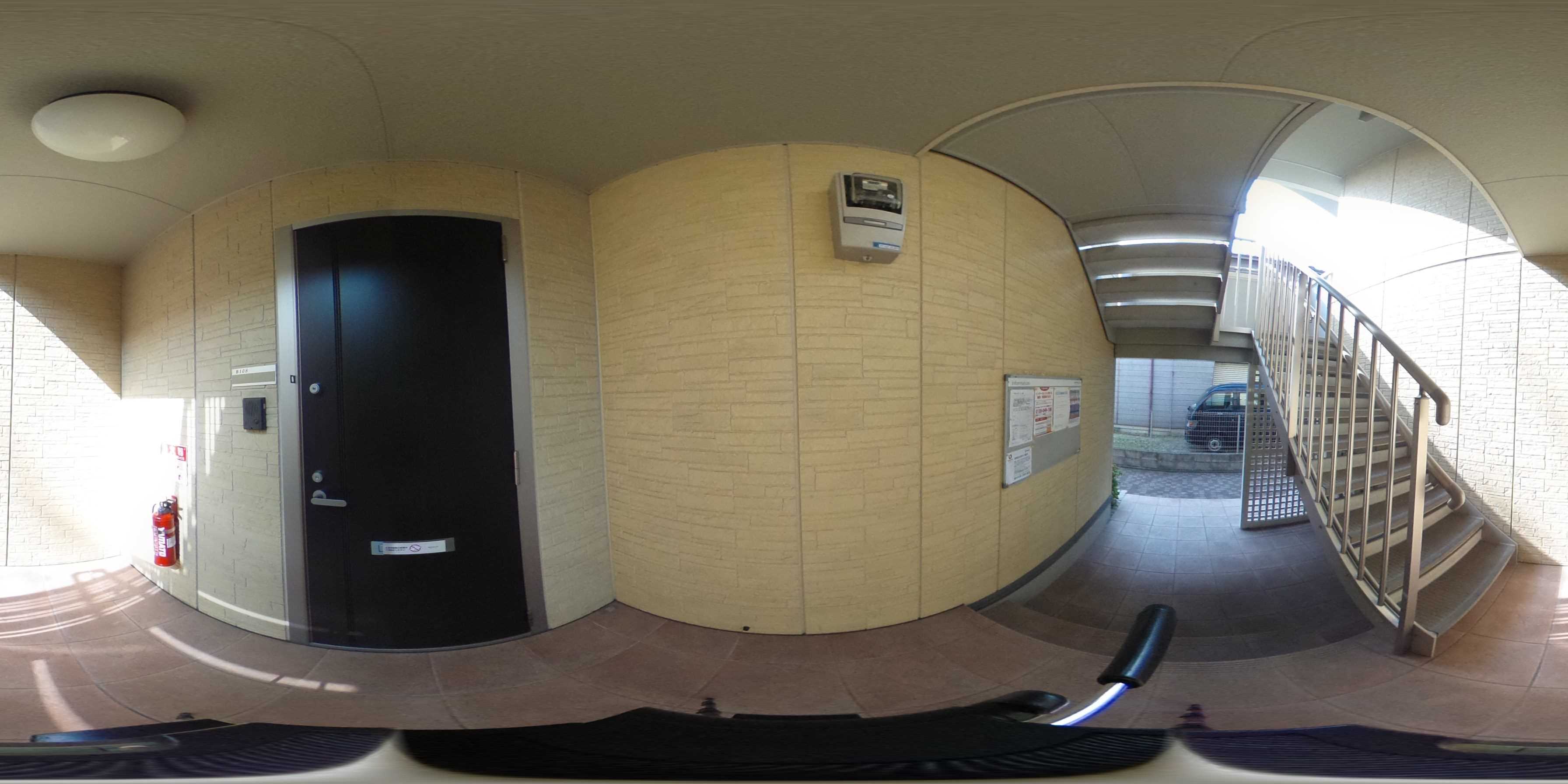 アムール 玄関