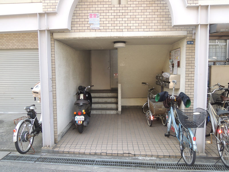 リバーヒル八尾 エントランス