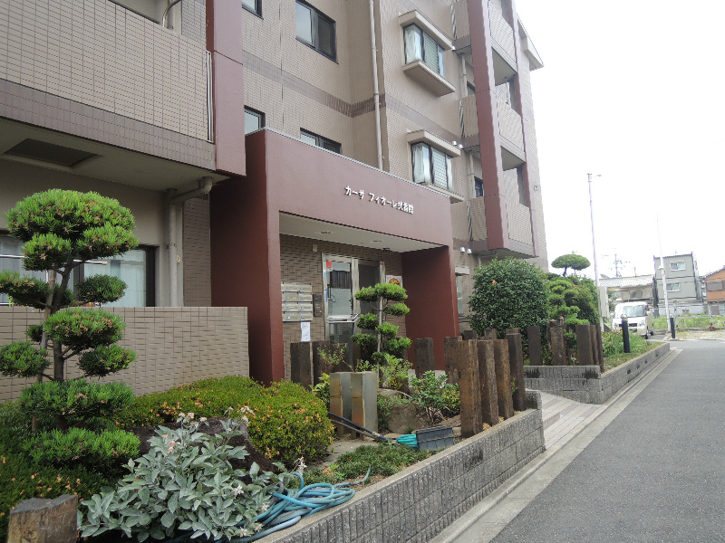 カーサフィオーレ弐番館 エントランス