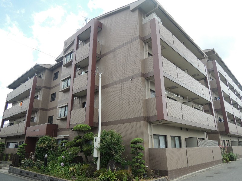 カーサフィオーレ弐番館 外観