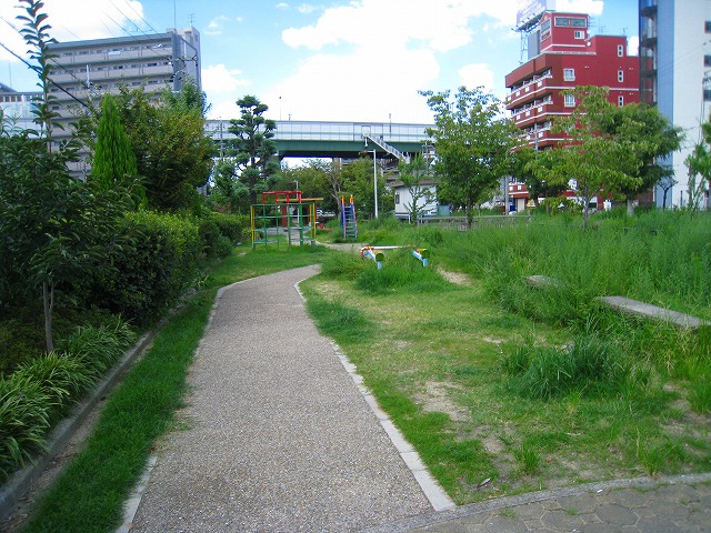 シャーメゾン稲田本町Ｂ棟 公園