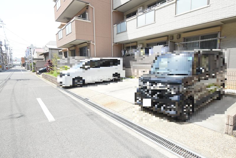 カーサ　メロディア 駐車場