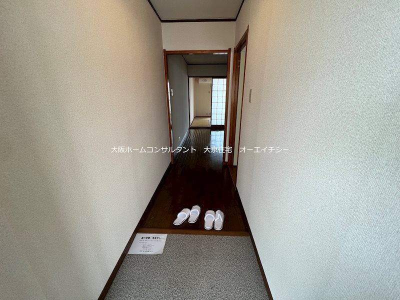 高安ハイツA棟 玄関