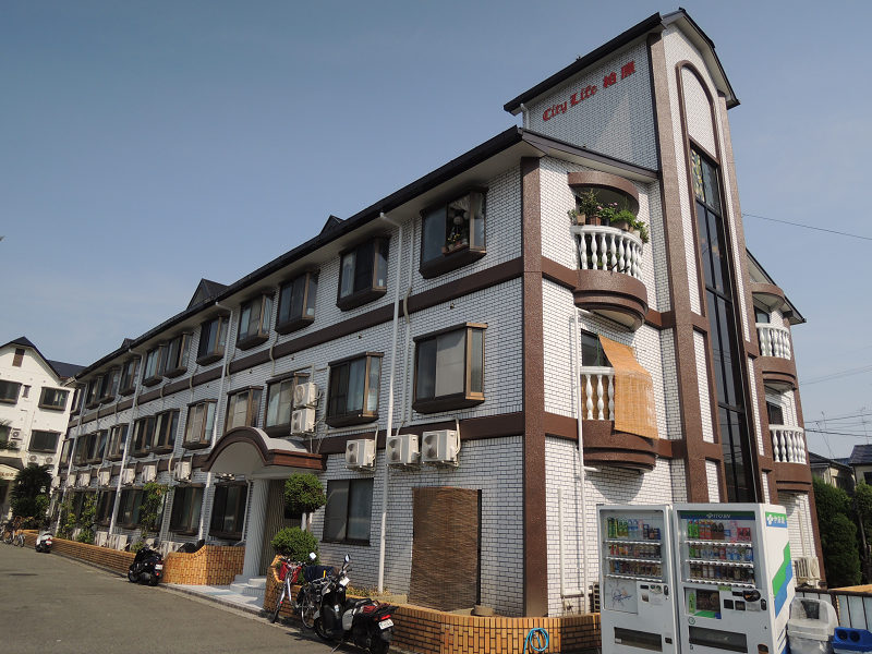 シティライフ柏原　 外観