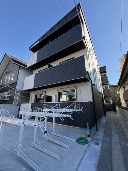 クレスト高安 外観