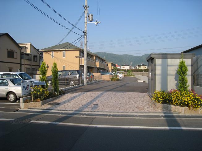 シャーメゾン東花園 外観