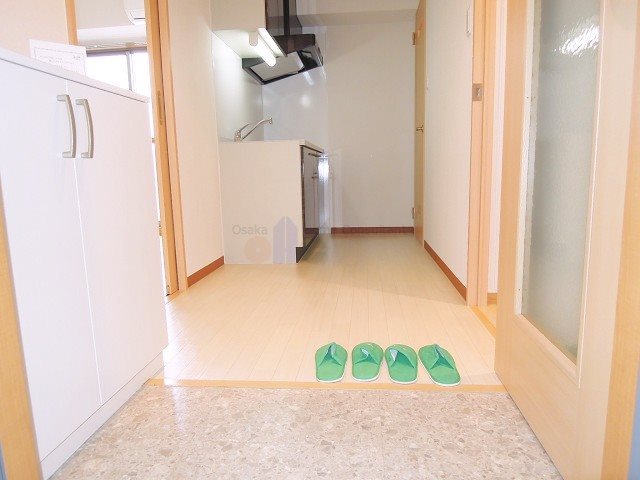 ルミエール八尾駅前 玄関