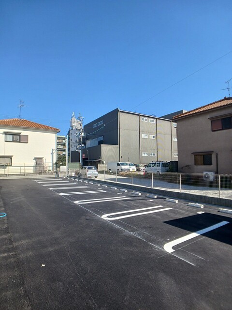 パーク　ヴィラ 駐車場