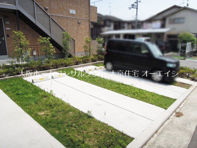 ハイムオランジュ  駐車場