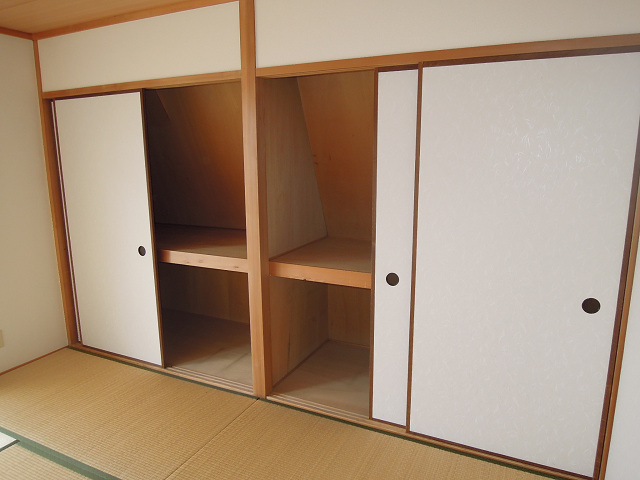 サンロゼ山本 収納