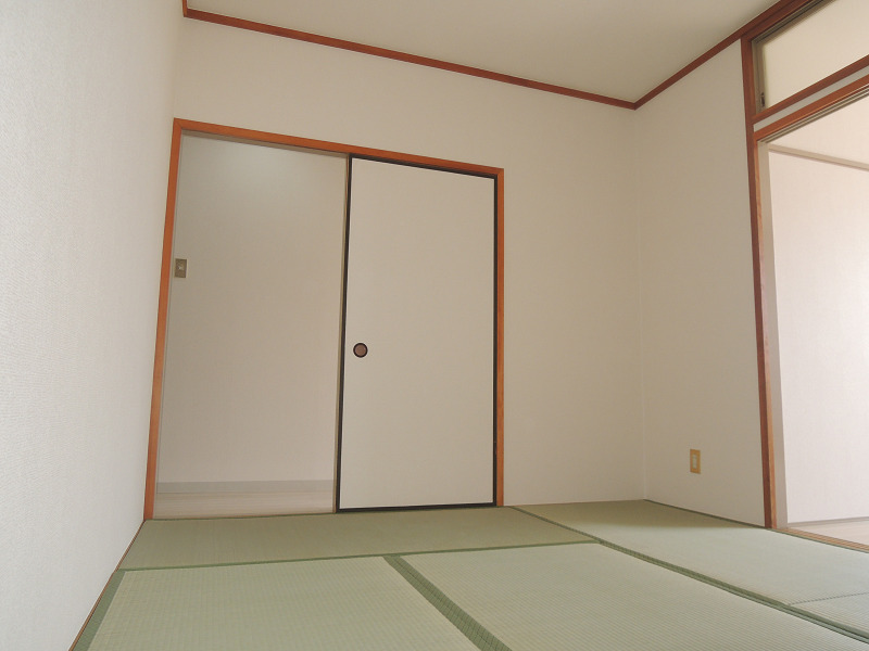 メゾンドールヤマヒデ弐番館 その他