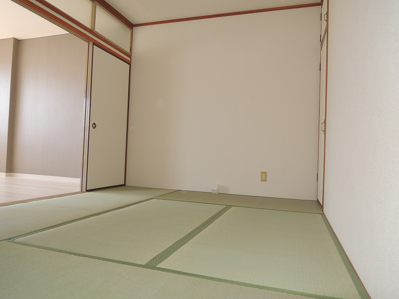 メゾンドールヤマヒデ弐番館 その他