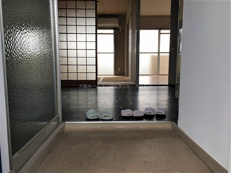 寿コーポ 玄関