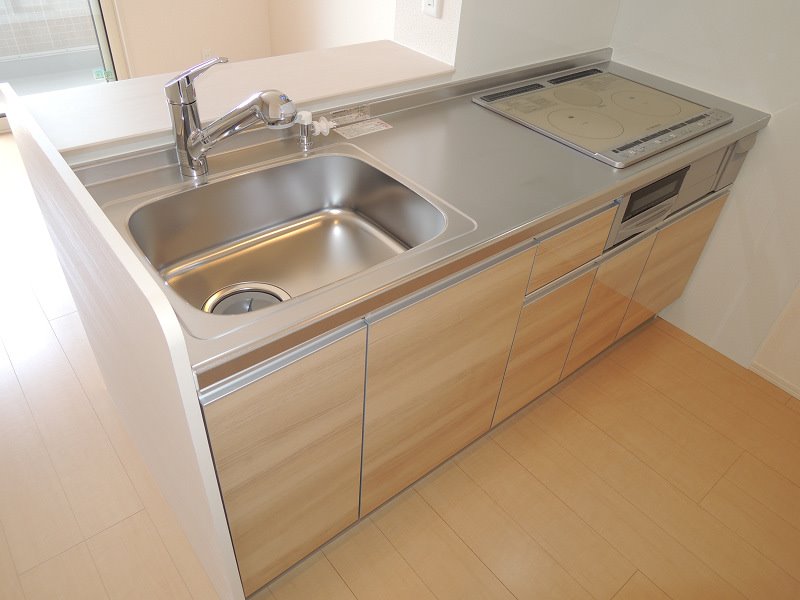 トリシア東太子 キッチン