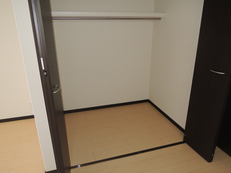 フジパレス駒林 収納