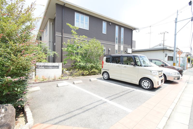 カサベルデ 駐車場