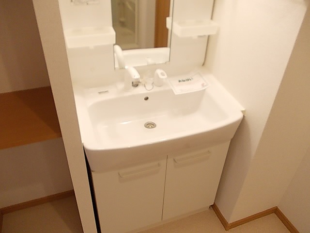 メゾン　ソレイユ 洗面所