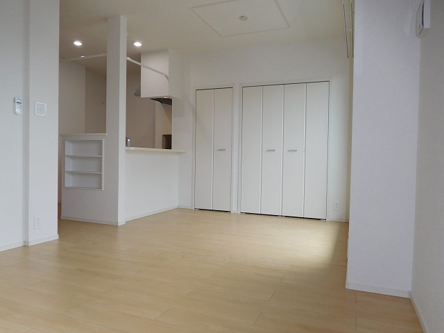  アイレックス リビング