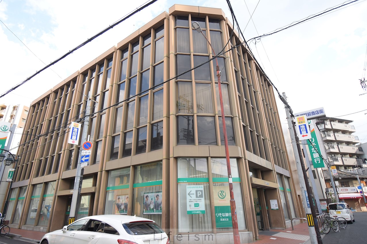 ＬＵＶＩＡＳ上小阪 銀行