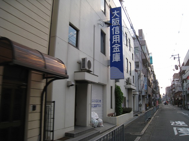 Ｃｅｌｅｂ布施東 銀行