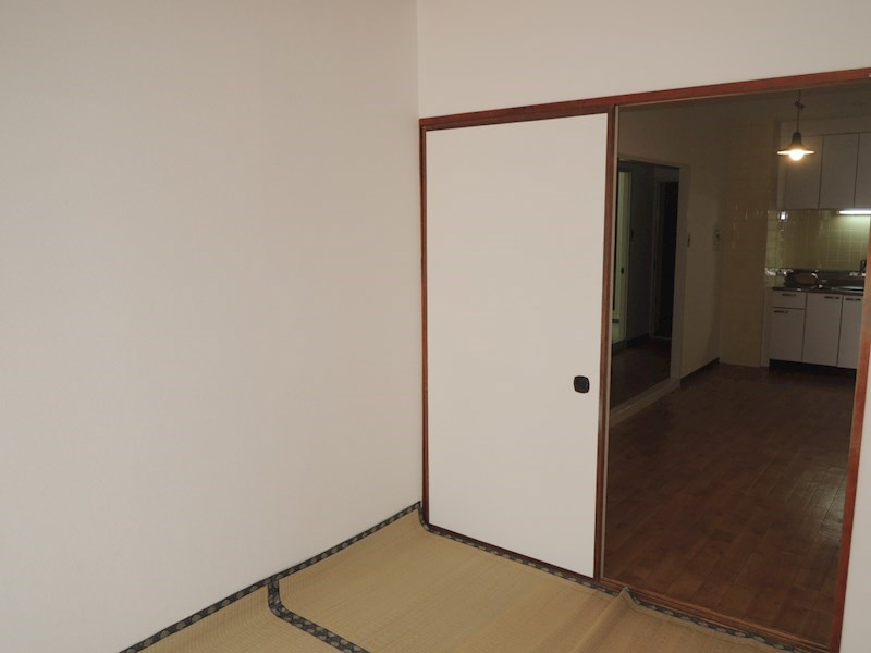 メゾンエスポワール　　（北本町） ベッドルーム