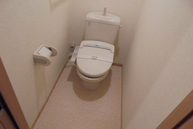 カトルセゾン　C棟 トイレ