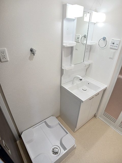 ＧｏｏｄＬｉｆｅ　小阪本町 洗面所