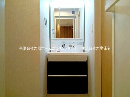 N-village しくい 洗面所