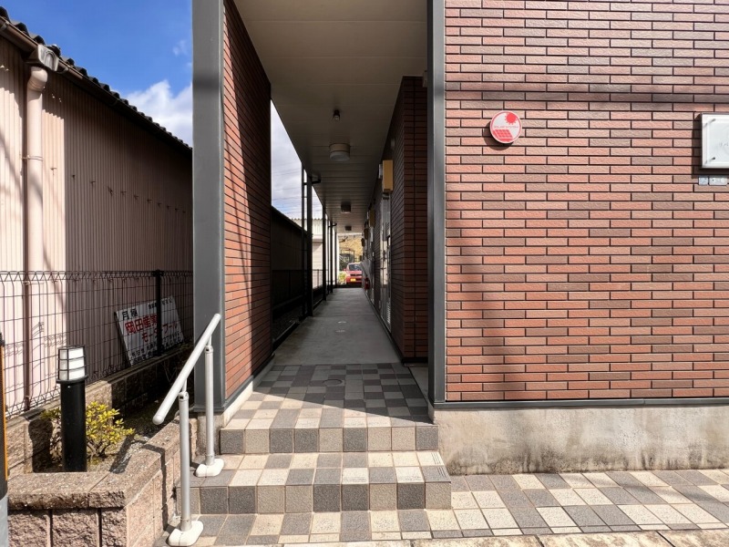 レオネクストリバーサイド柏原 その他