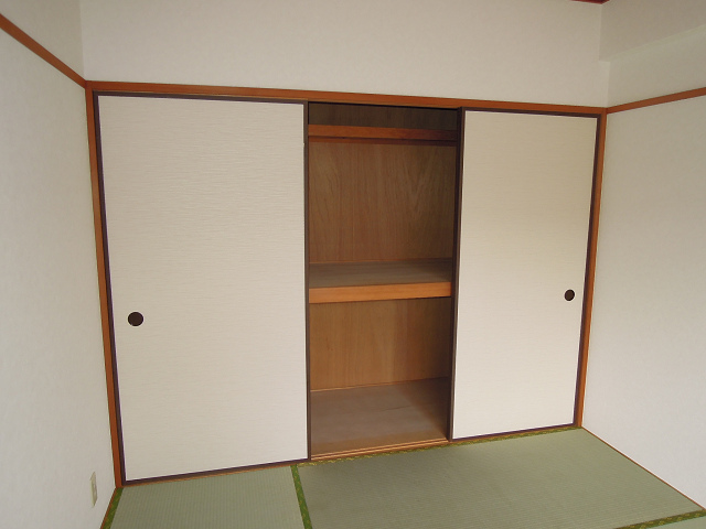 サニーコート浅井 収納