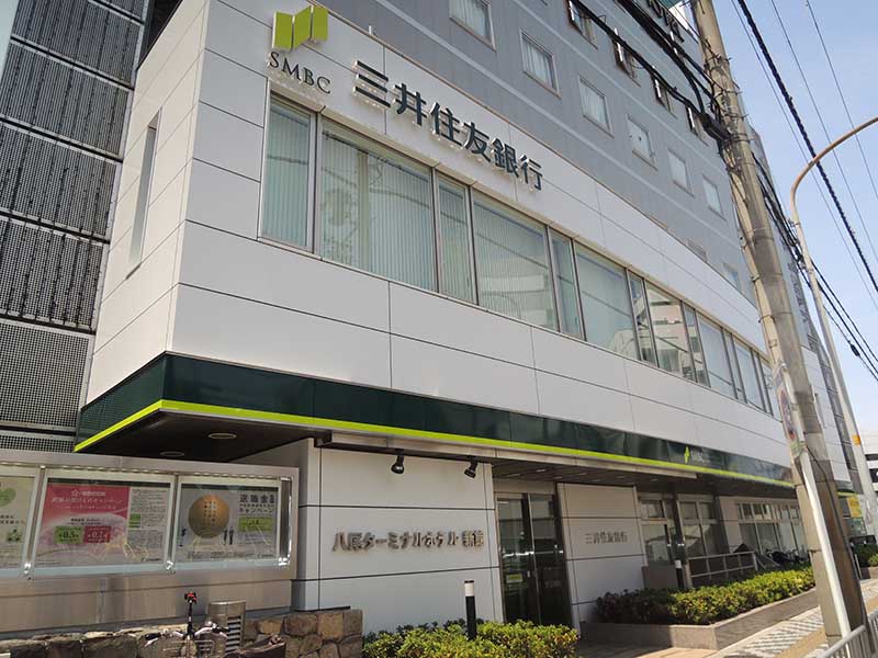 スペチアーレ　桜ヶ丘 銀行