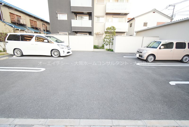 シャーメゾン　新上小阪 駐車場