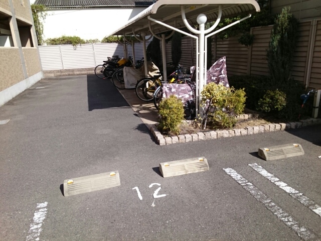 コージーコート加美 駐車場