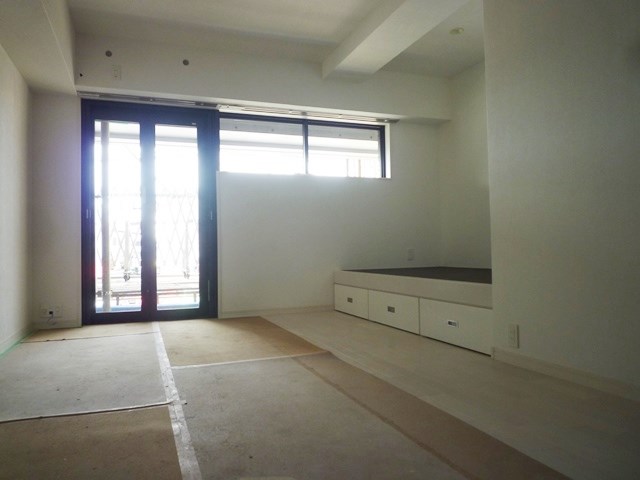 レインボー新栄 ベランダ