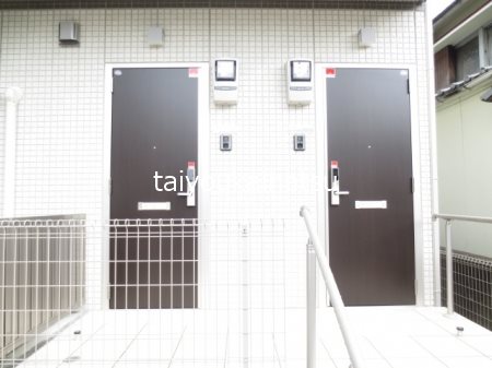 ふたつきハイツ 玄関