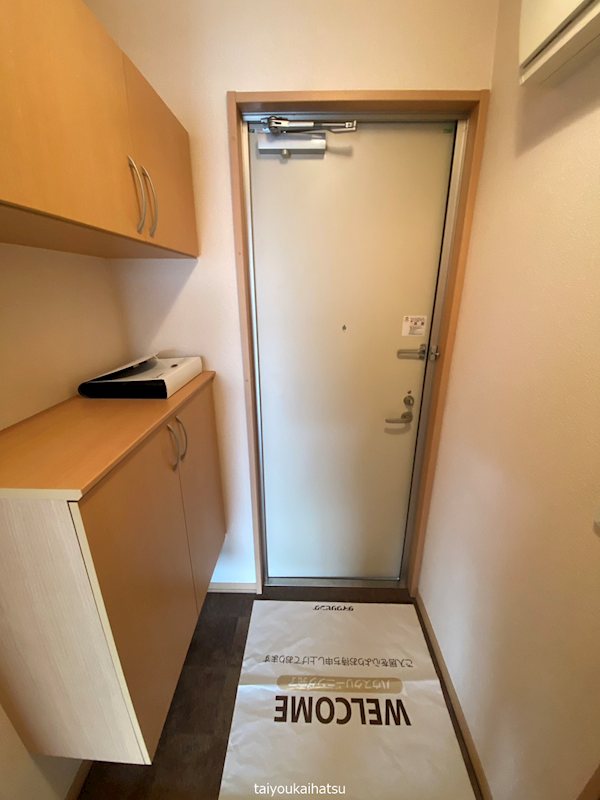 セジュールプルミエ A棟 玄関