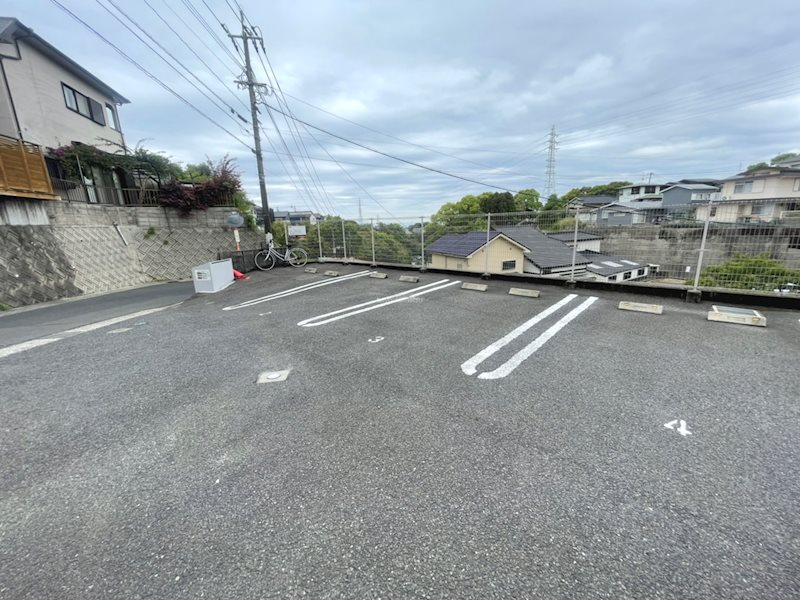 e-テラス 駐車場