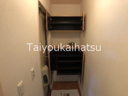 グラシュー 玄関